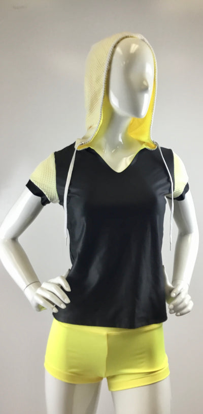 Sample Set #1713 - M Top & M Shorts
